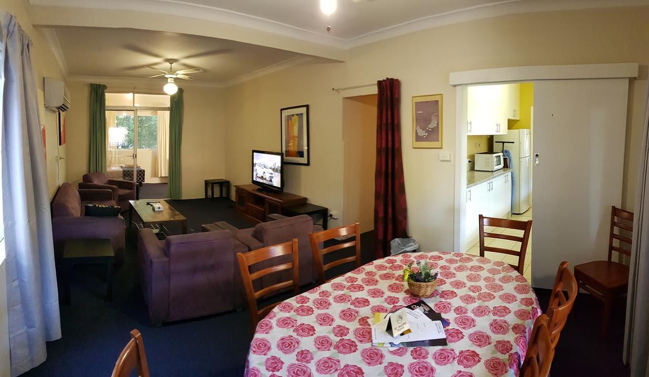 Amber Court Motor Inn Coonabarabran Exterior foto